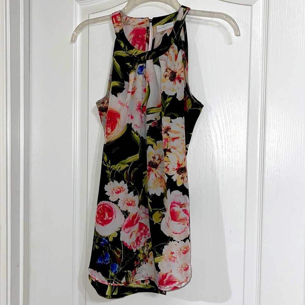 New York & Company sleeveless blouse